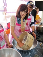 Making korean cake 06.JPG